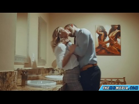 ❤️ Rehefa mamitaka anao ao amin'ny trano fidiovana ho an'ny besinimaro ny blonde be busty ️ Analy pôrnôgrafia amin'ny pôrnôgrafia mg.tubsexercom.ru ❌